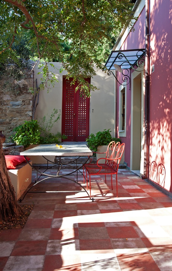 montofoli-red-house-1 montofoli-red-house-1